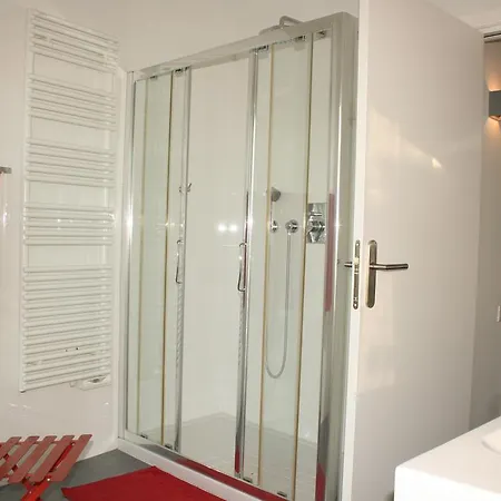 Le Sun Sea 1 Apartment