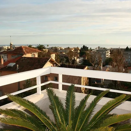 Le Sun Sea 1